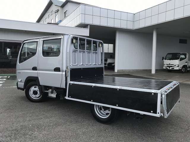 Mitsubishi Fuso Canter 11