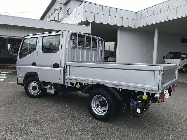 Mitsubishi Fuso Canter 4