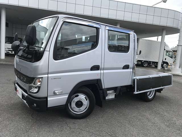 Mitsubishi Fuso Canter 9