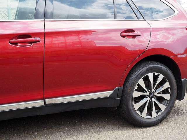 Subaru Legacy Outback 12