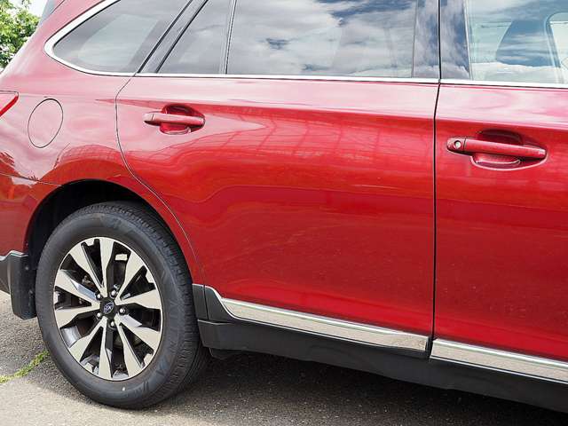Subaru Legacy Outback 5