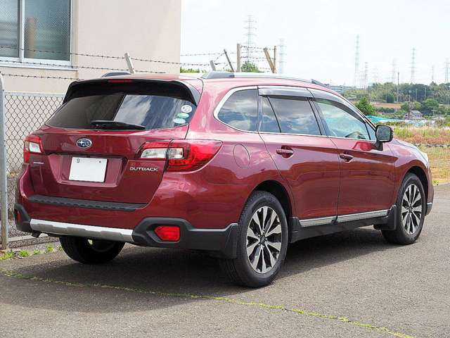 Subaru Legacy Outback 8
