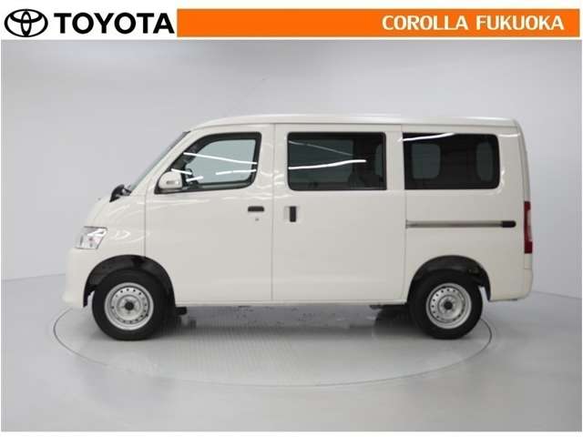 Toyota Town Ace Van 3
