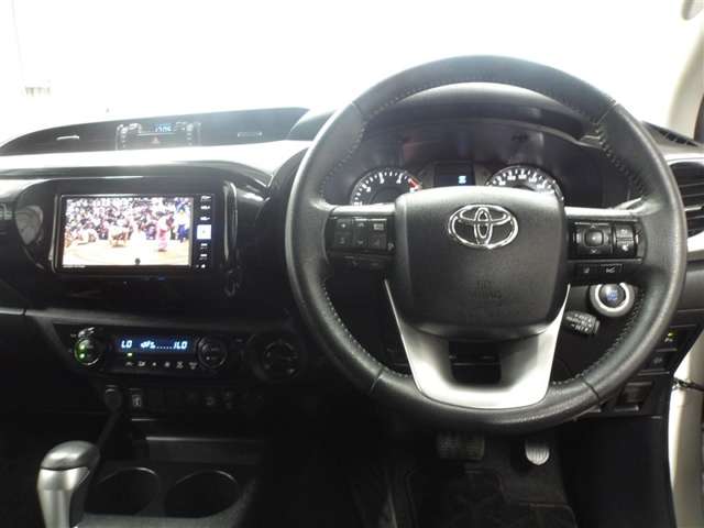 Toyota Hilux 4