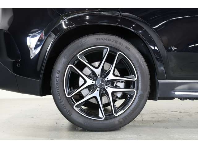 Mercedes-Benz GLE 10