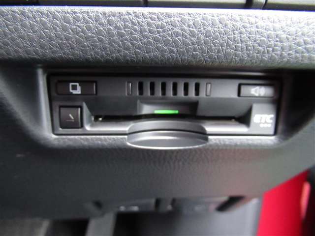 Toyota Harrier 3