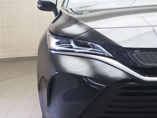Toyota Harrier 9