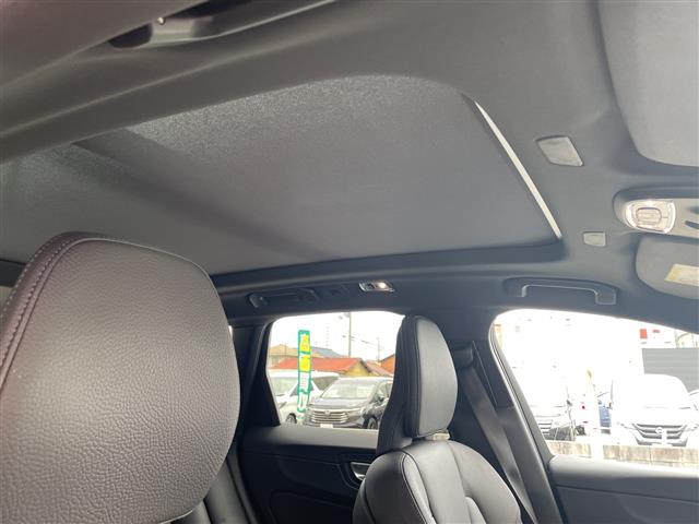 Volvo XC60 6