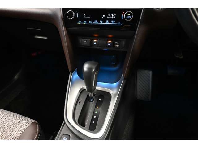 Toyota Yaris Cross 12