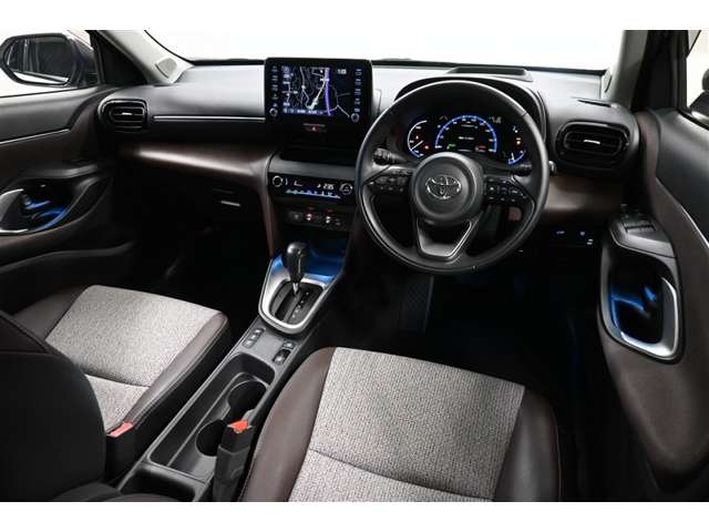 Toyota Yaris Cross 4