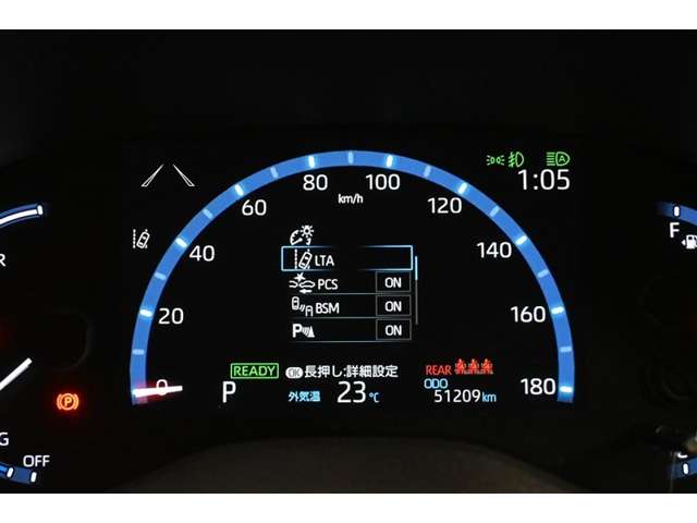 Toyota Yaris Cross 8