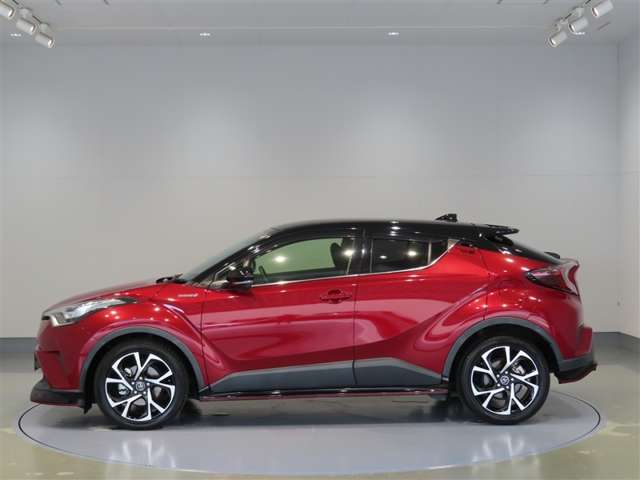 Toyota C-HR 2