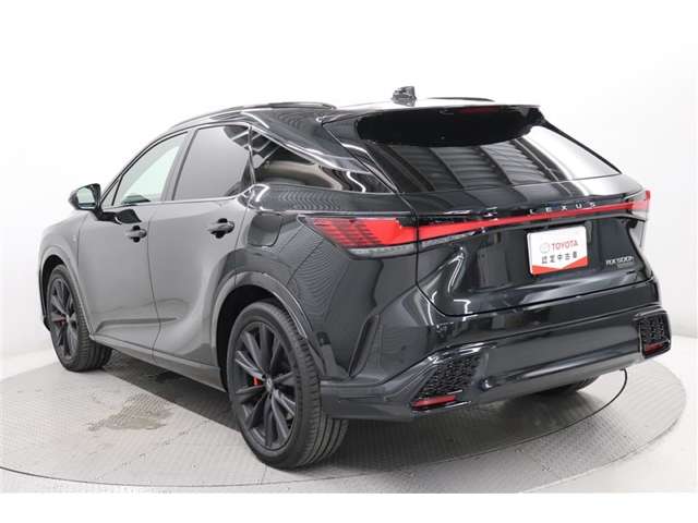 Lexus RX 7