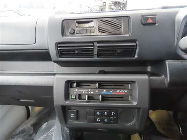 Toyota Pixis Truck 4