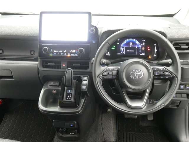 Toyota Sienta 5