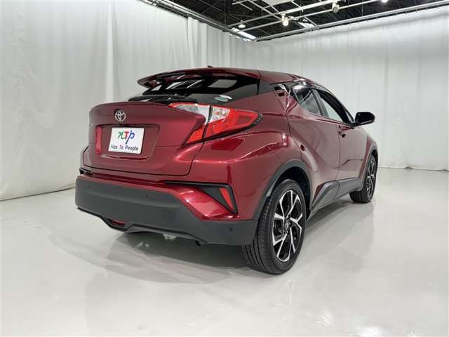 Toyota C-HR 7