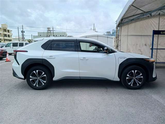 Toyota bZ4X 6