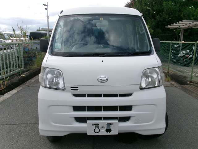 Daihatsu Hijet Cargo 2