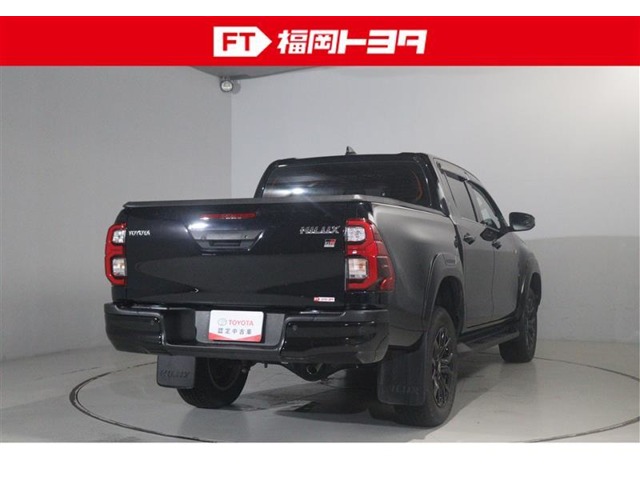 Toyota Hilux 5