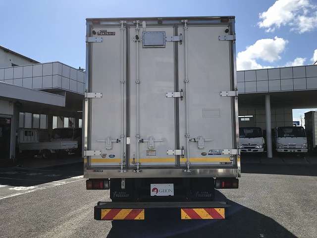 Isuzu Elf 5