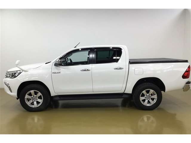 Toyota Hilux 5