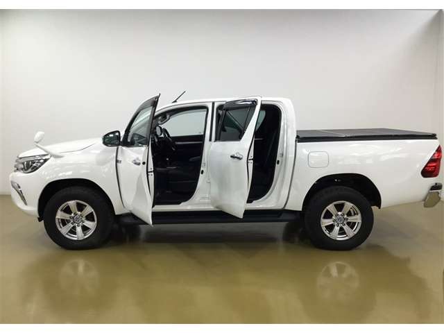 Toyota Hilux 8