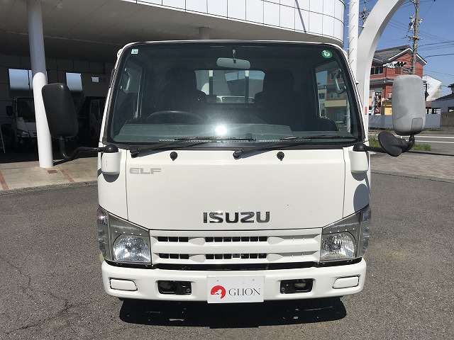 Isuzu Elf 2
