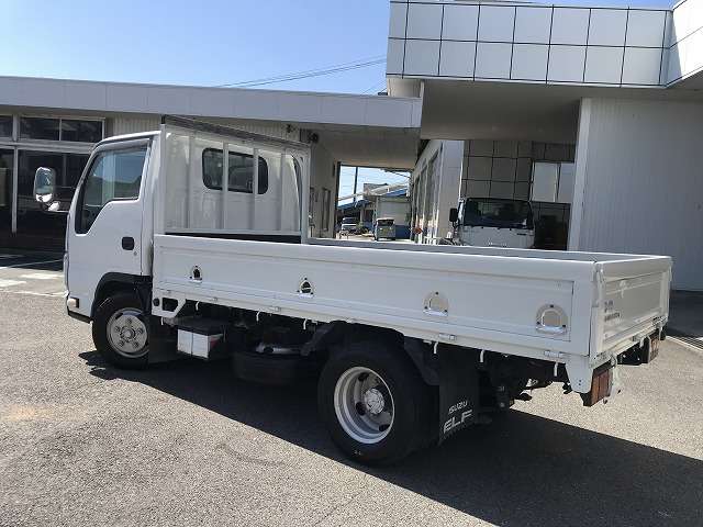 Isuzu Elf 4