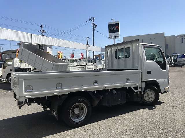 Isuzu Elf 6