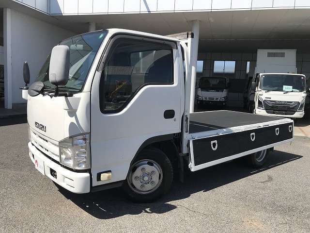 Isuzu Elf 9
