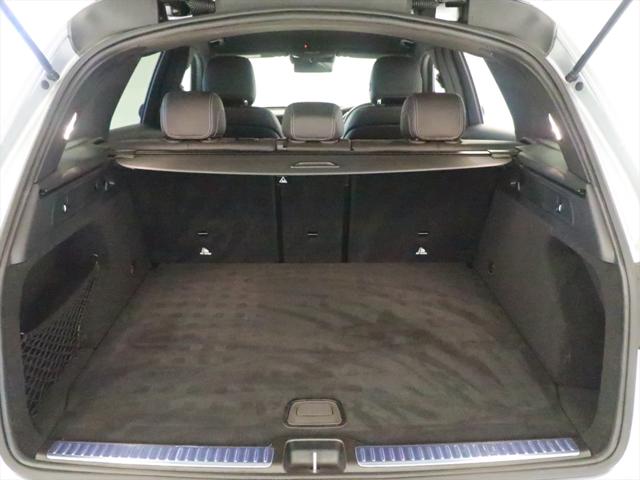 Mercedes-Benz GLC 10