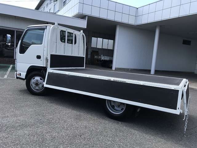 Isuzu Elf 11