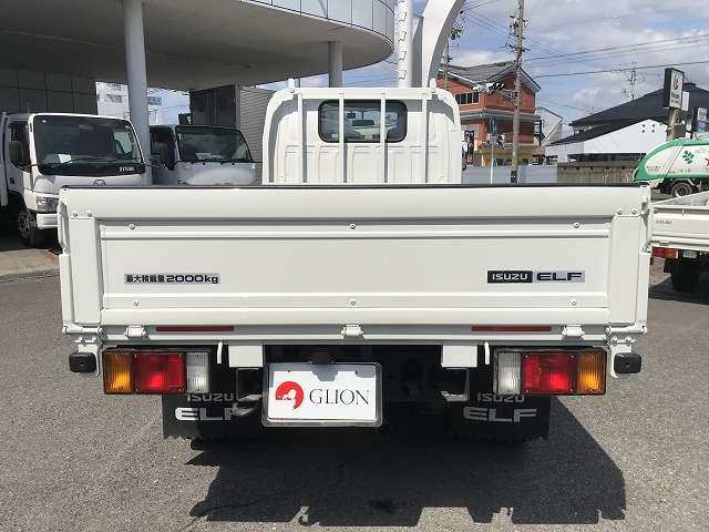 Isuzu Elf 5