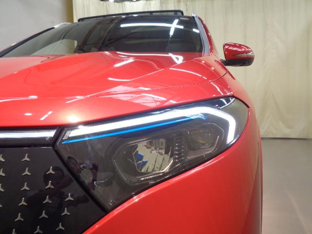 Mercedes-Benz EQA 8
