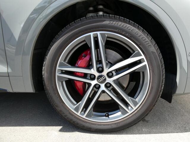 Audi SQ5 7