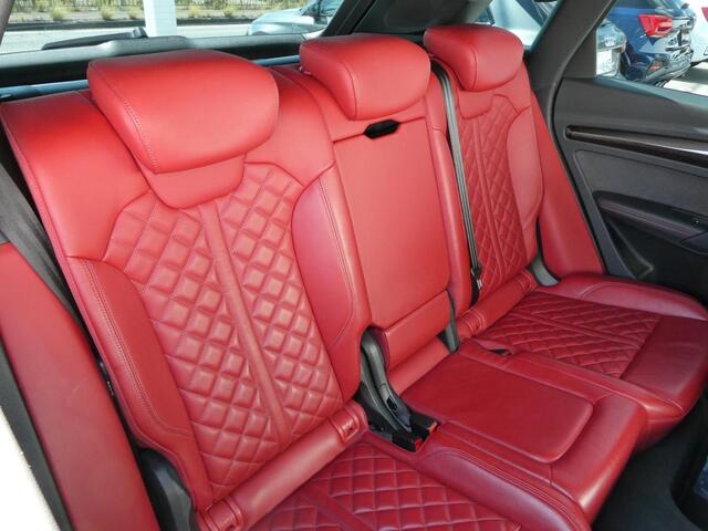 Audi SQ5 10