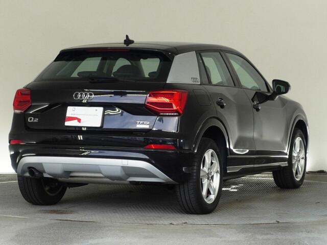 Audi Q2 4