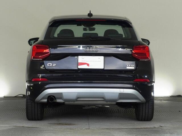Audi Q2 5