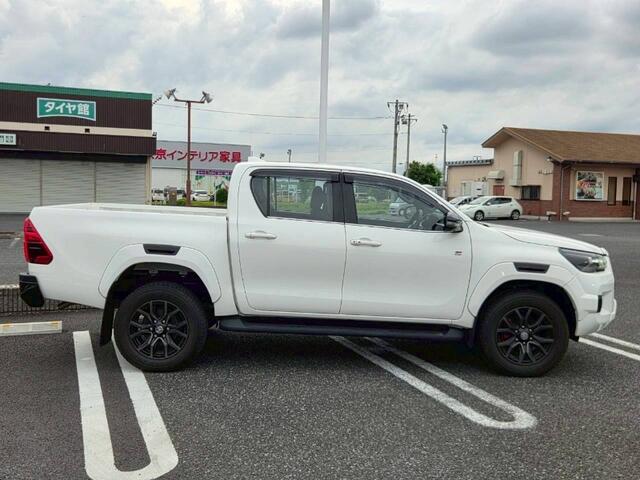 Toyota Hilux 12