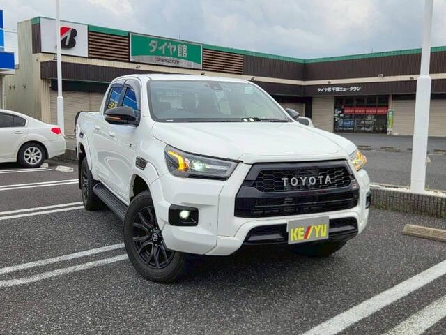Toyota Hilux 8