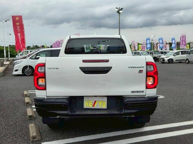 Toyota Hilux 10