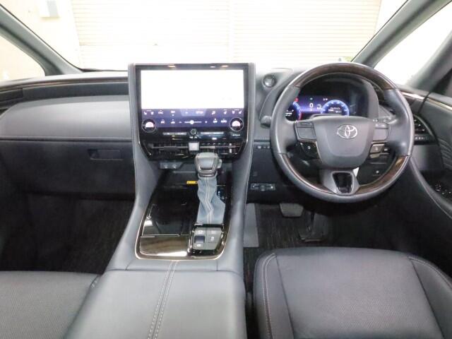 Toyota Alphard 4
