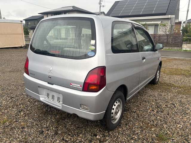 Mitsubishi ミニカ 4