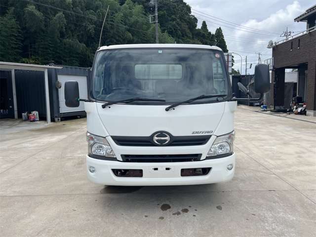 Hino Dutro 6