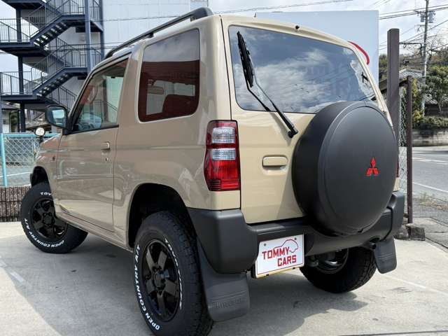 Mitsubishi Pajero Mini 2