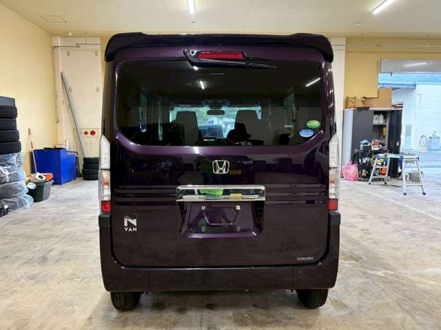 Honda N-VAN 9