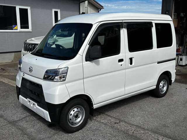 Daihatsu Hijet Cargo 7
