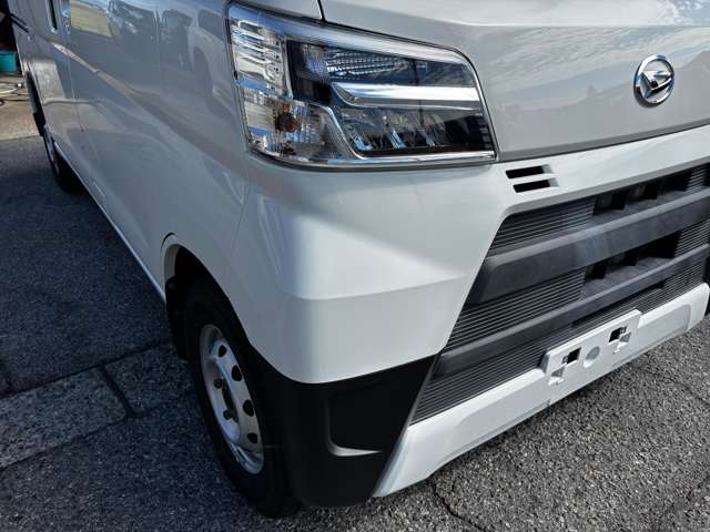 Daihatsu Hijet Cargo 9
