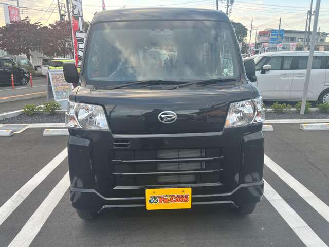 Daihatsu Hijet Cargo 7