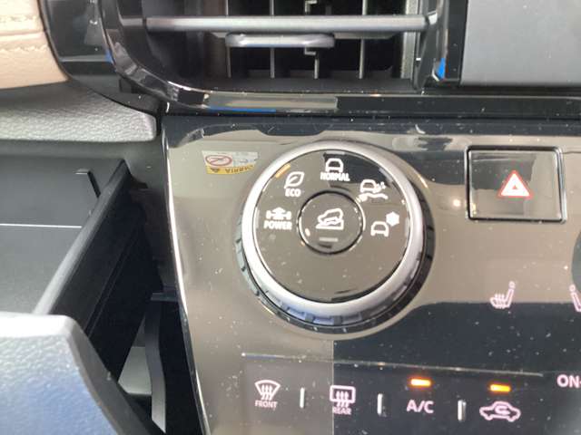 Mitsubishi Delica Mini 6